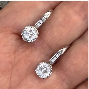 Beautiful 925 Sterling Silver Round Cz Earrings